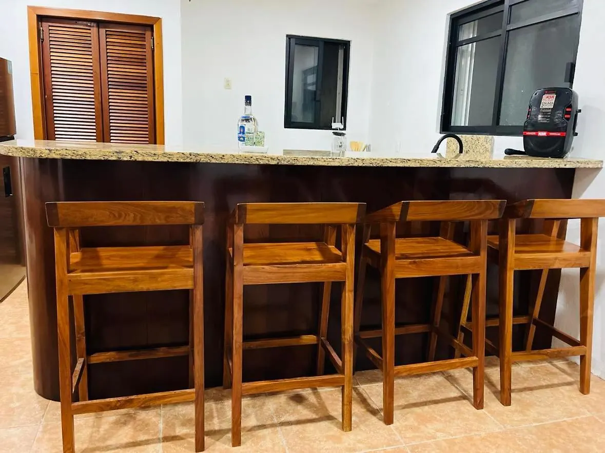 Casa Itzayana Costa Maya El Placer